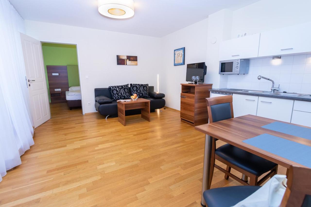 Sky Apartments Відень Екстер'єр фото