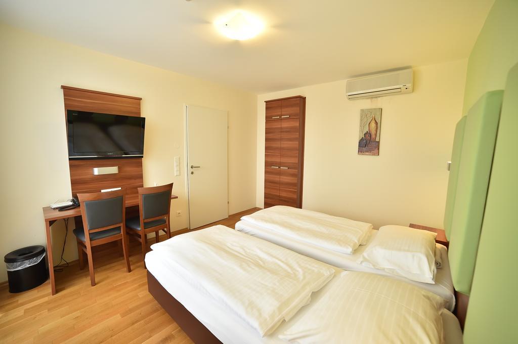 Sky Apartments Відень Екстер'єр фото